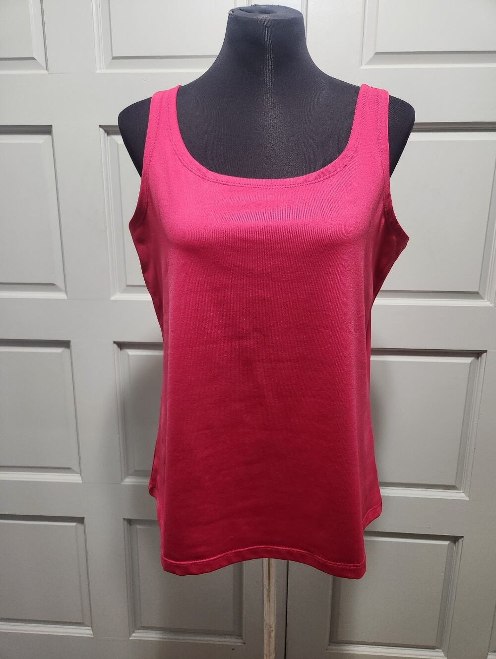Susan Graver Sleeveless Tank Top Berry Color, Women's Size Medium
